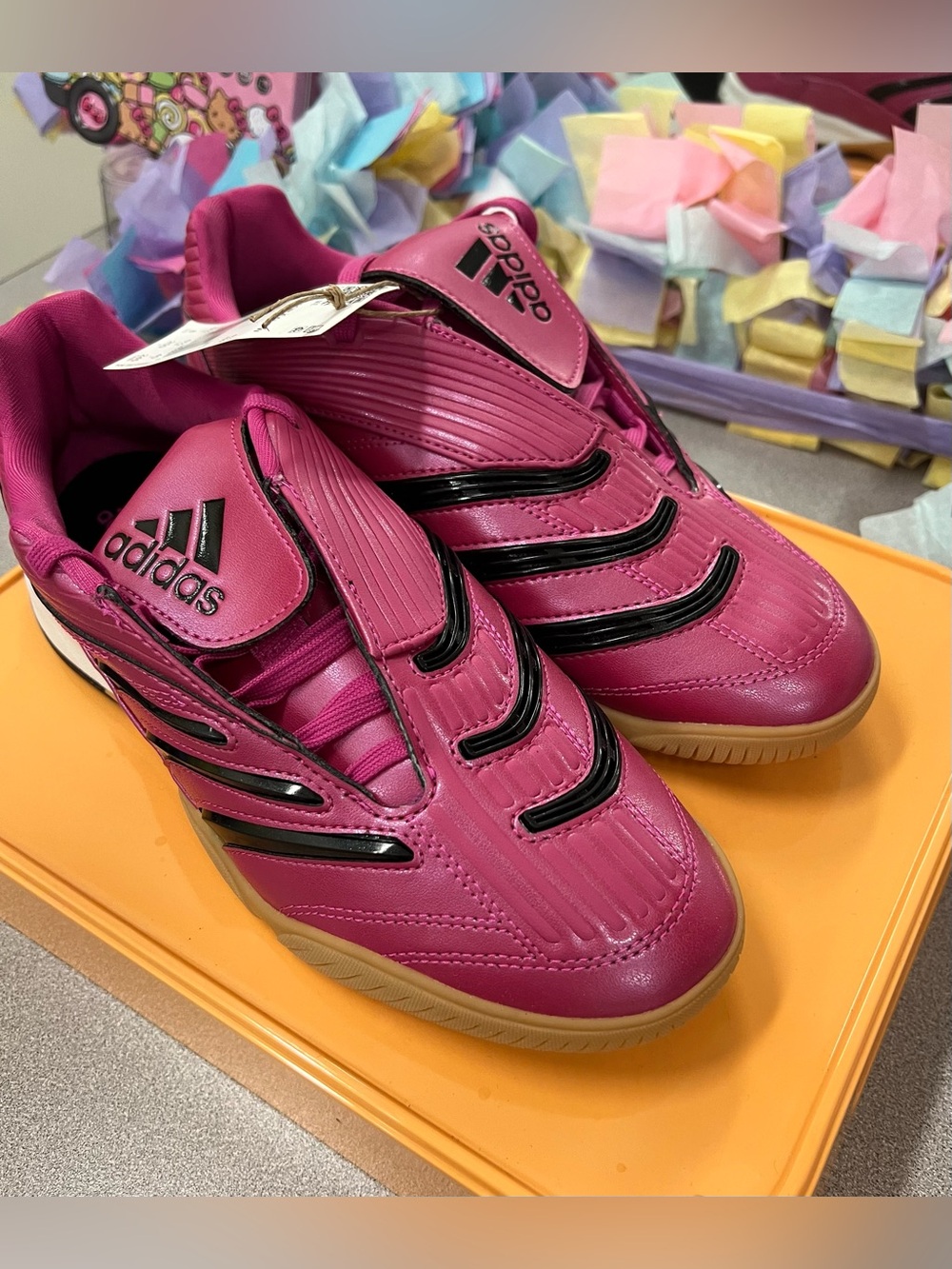 adidas PREDATOR Sala Sz 8 in Semi Lucid Fuschia Pink - Picture 12 of 14